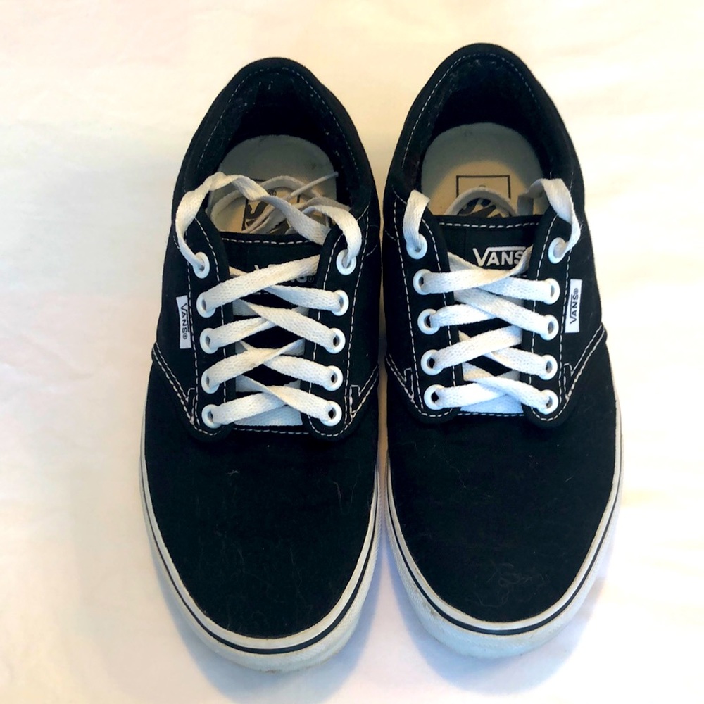 Black canvas Vans